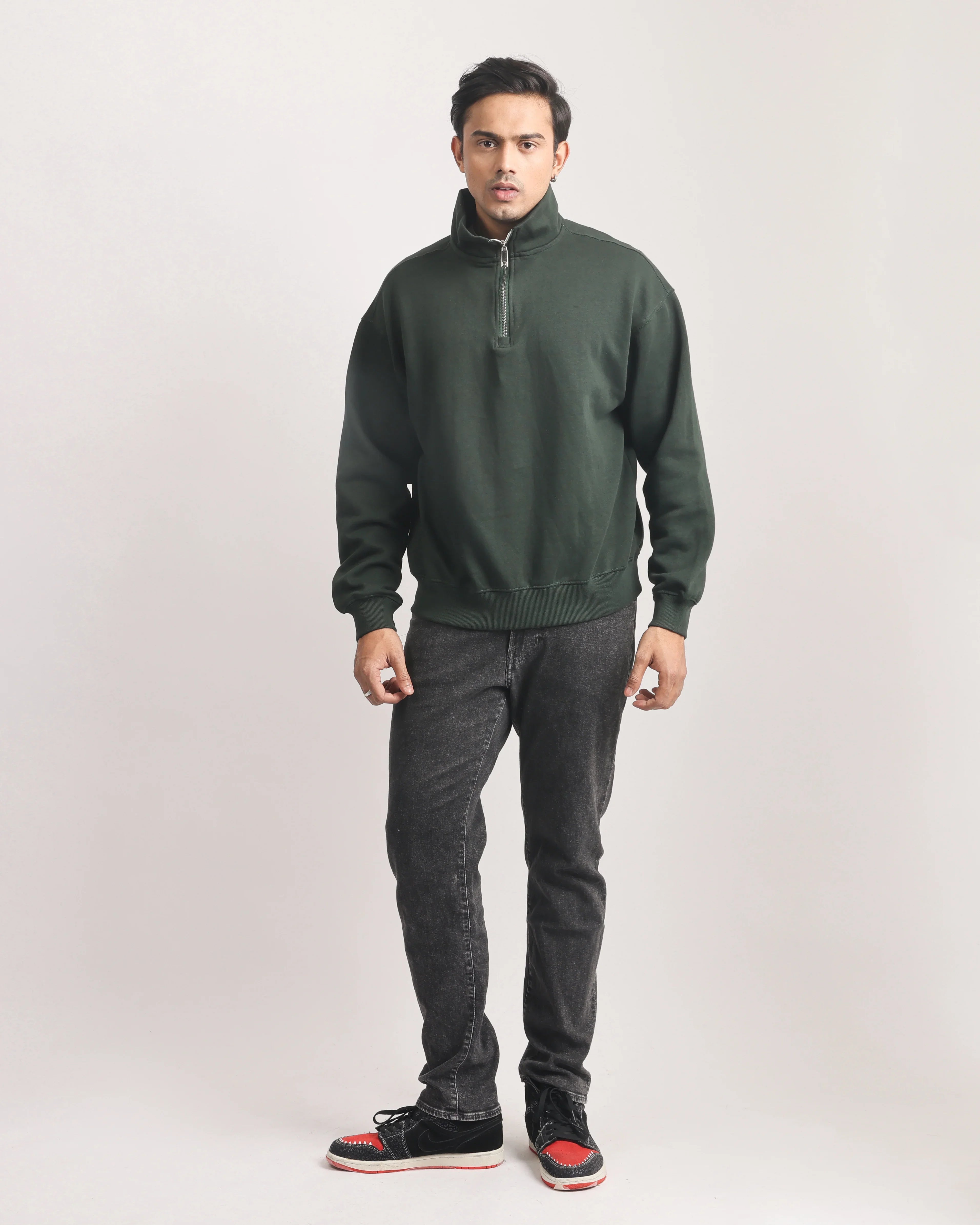 BOTTLE GREEN ZIP TOP SWEATSHIRT